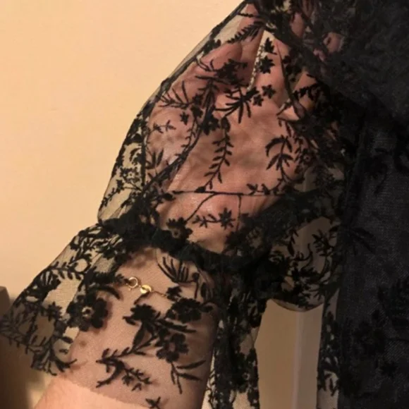 Zara Ruffled Tulle Floral Blouse - Picture 11 of 12